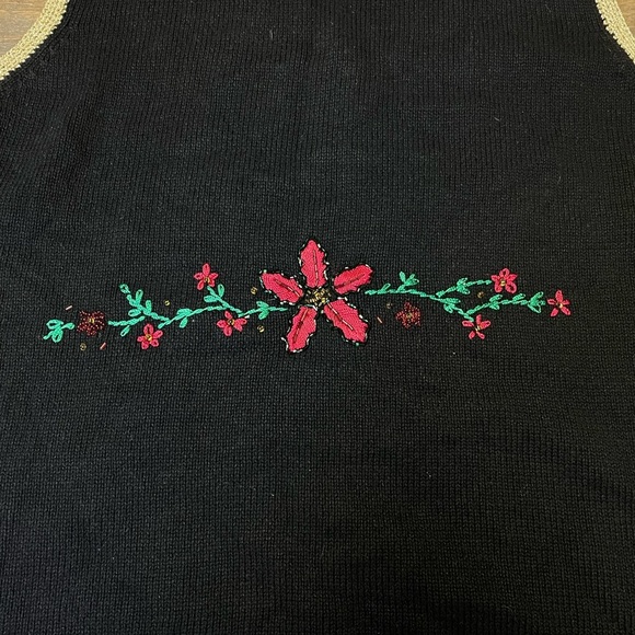 Designers Originals Studio Joy Size 1X Christmas Embroidered Sweater Vest Beads - Picture 10 of 10